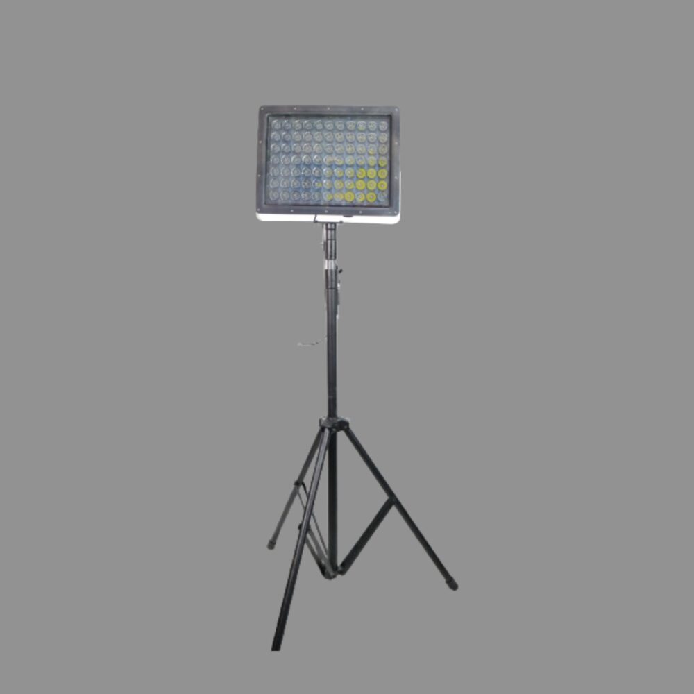 1+ KM Range Manual Revolving Search Light